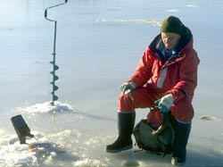 ICE-FISHING part 2: Perches SFM-toimitus (24.2.2001)