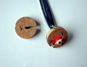 Michel´s Cork A simple and cheap hook cover (21.3.2002)